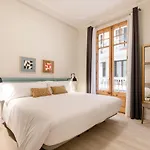 Aspasios Gracia Apartamento