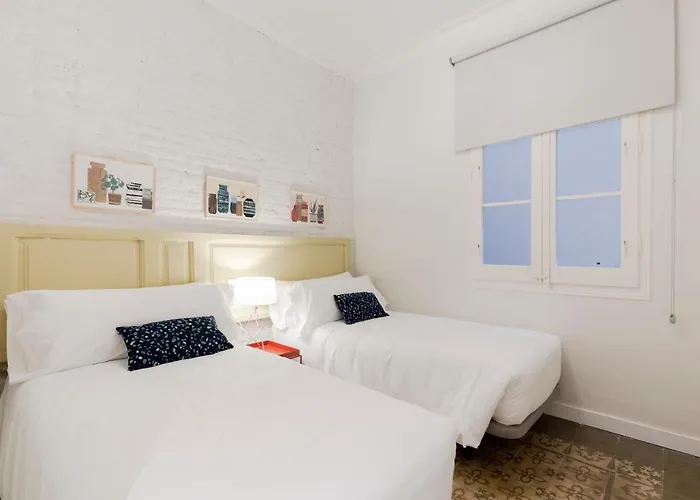 Aspasios Gracia Apartment *